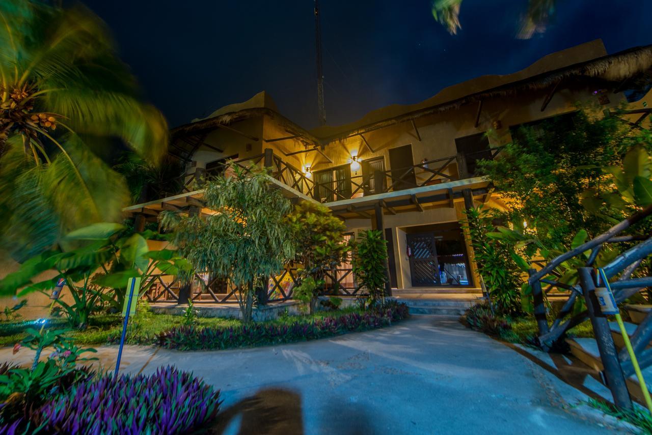 Hotel Luna De Plata Mahahual Exterior foto
